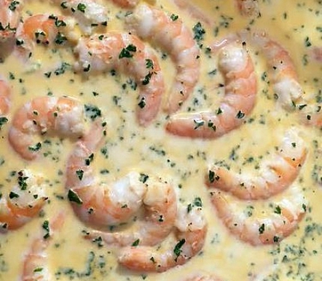 Langostinos flambeados con Aguardiente de Orujo Panizo