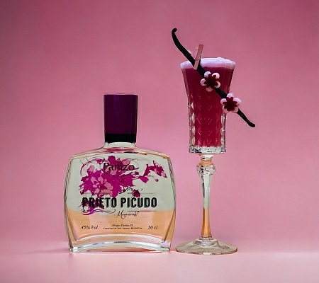 Violet Prieto Picudo